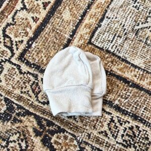 Kyte baby Light Gray scratch mittens